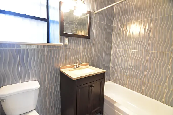 Rented by Clove Realty LLC | media 8