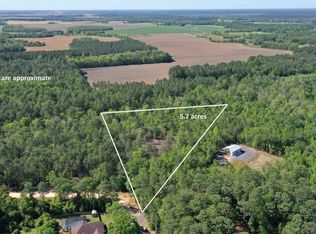 3 Brookwood Dr, Atmore, AL 36502