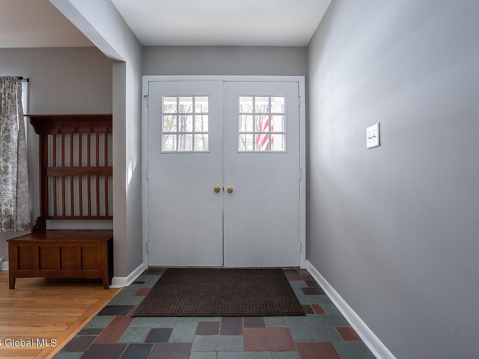 152 Droms Road, Glenville, NY 12302 Zillow