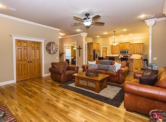 4th image of 1661 Whippoorwill Ln