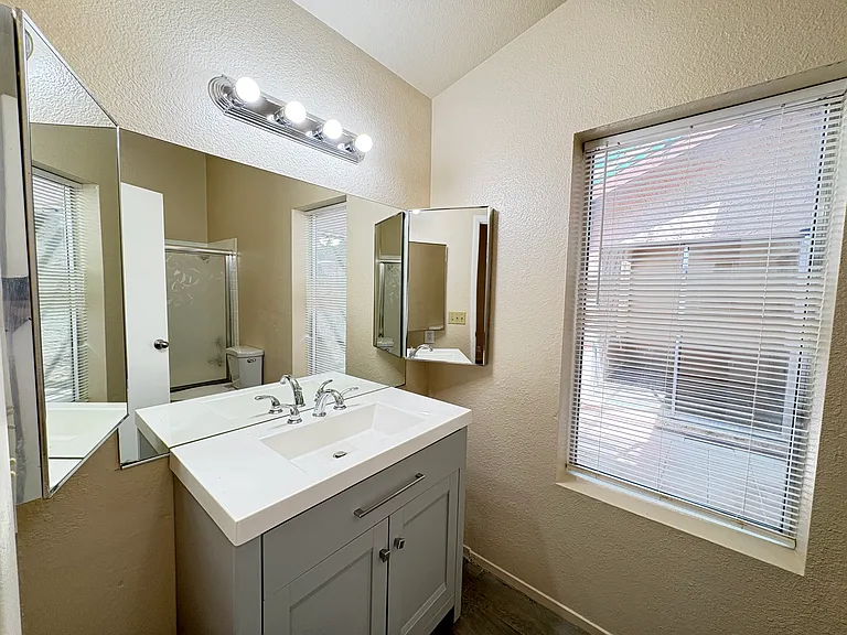 3901 Broadriver Dr — Photo 11