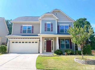 213 Vinewood Pl, Holly Springs, NC 27540