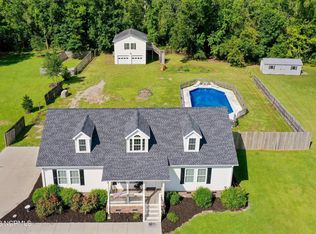 381 Knollwood Dr, Hampstead, NC 28443