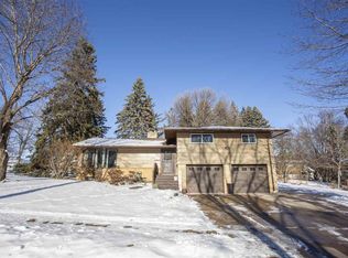 612 Lawrence Ave, Rothschild, WI 54474