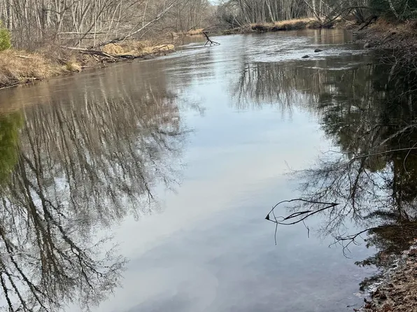 Airport Rd #4, Crivitz, WI 54114