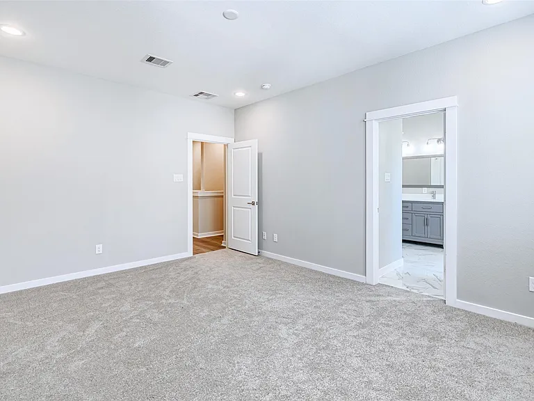 8423 Berry Brush Ln — Photo 18