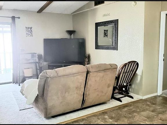 5th image of 494 Pomegranate Ln #494