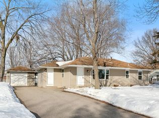 8918 Greenway Ave S, Cottage Grove, MN 55016
