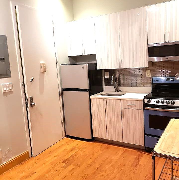 1st image of 479 Classon Ave #2B