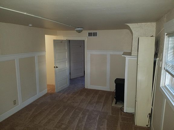 2nd image of 5203 15th Ave NE APT A