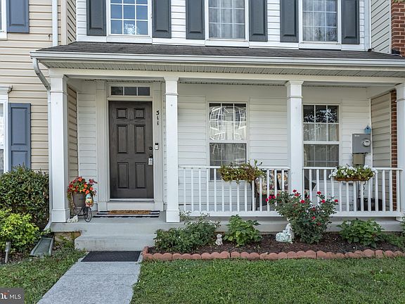 5th image of 311 Hamilton Ct