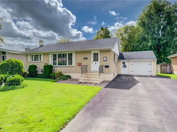 315 Perth St, Wellington North, ON N0G 2L1
