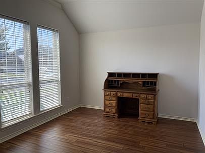 5th image of 7622 Freds Folly Dr