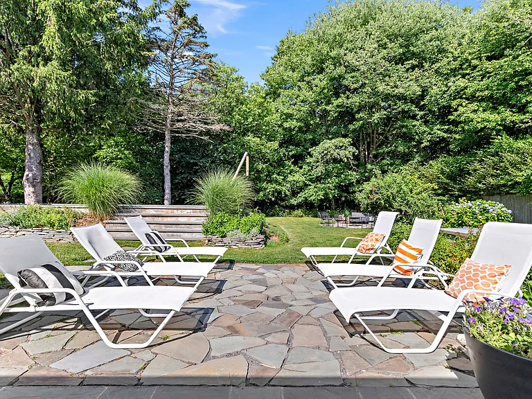 Millstone Dr — Photo 43