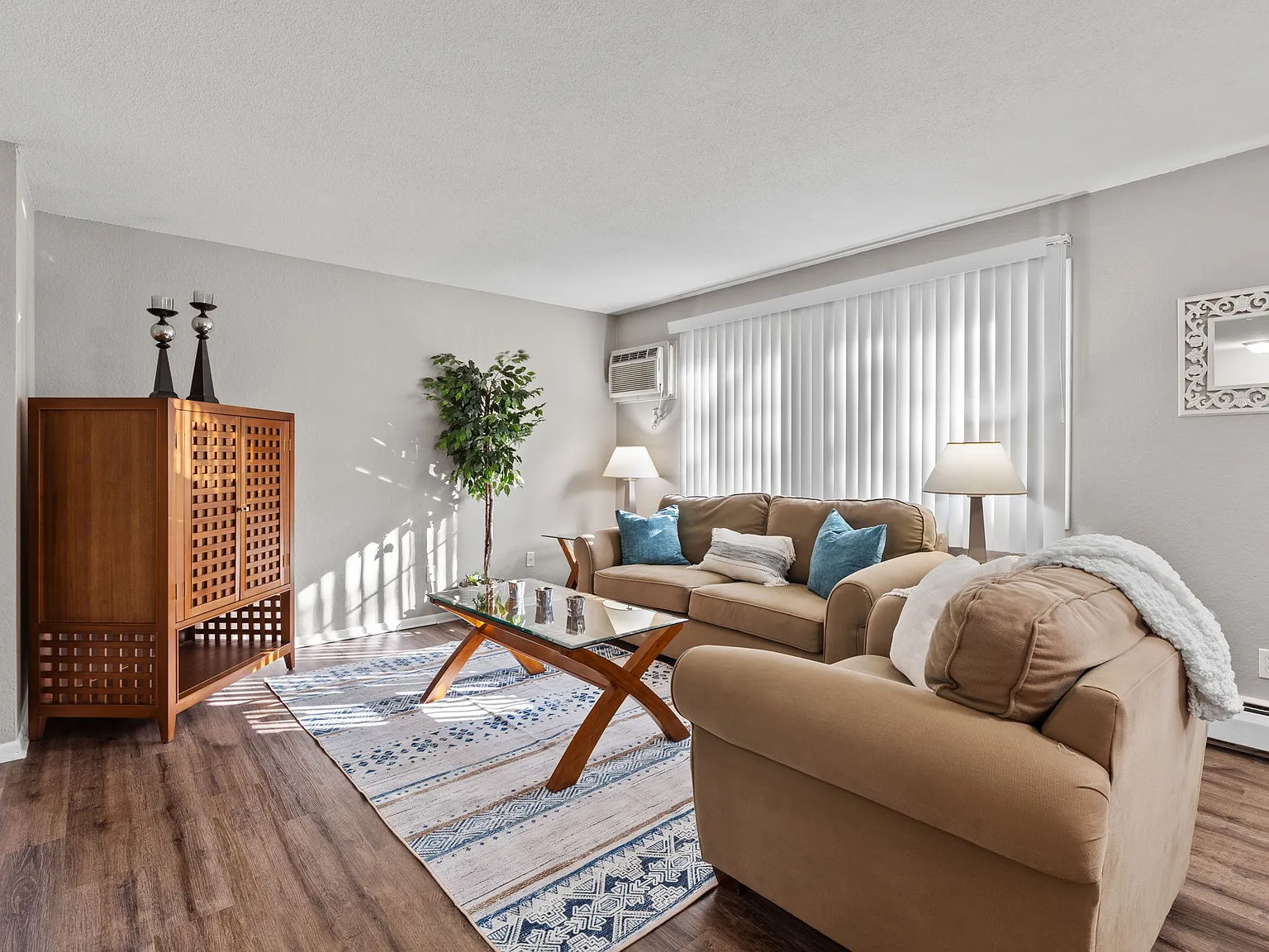 Granite Ridge Apartments — Photo 1