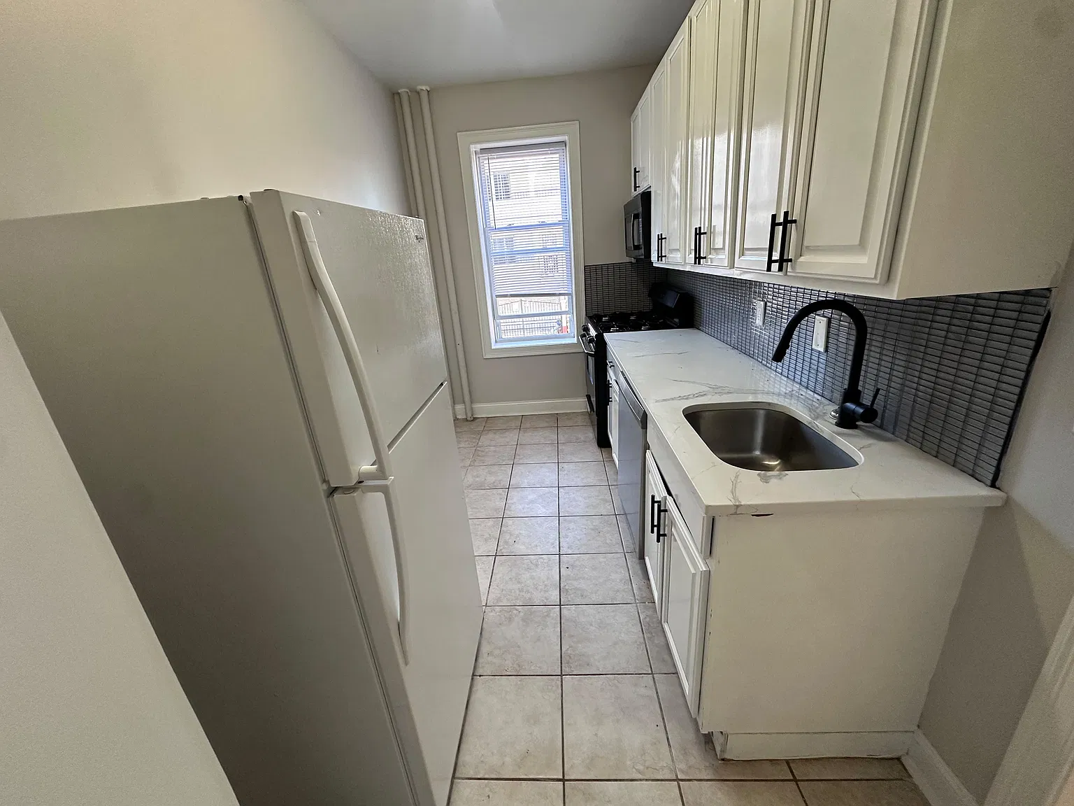 67 Stuyvesant Ave — Photo 3