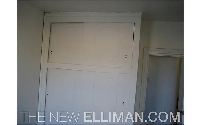 Rented by Douglas Elliman | media 16