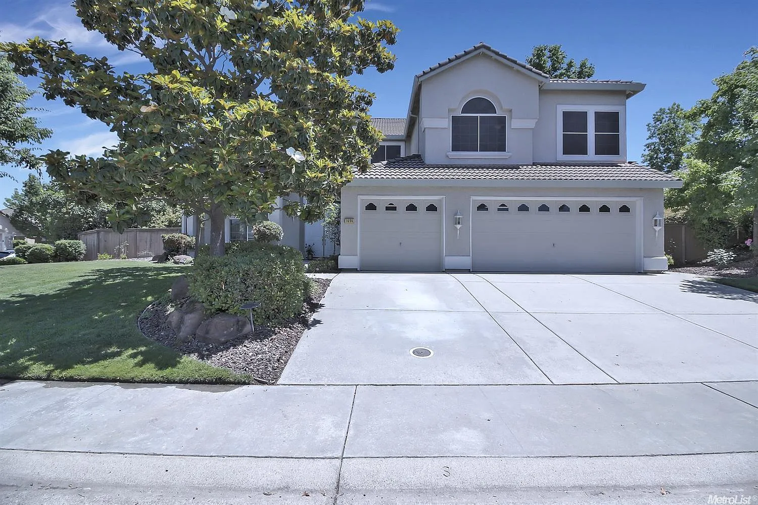 1696 Krpan Dr photo 1