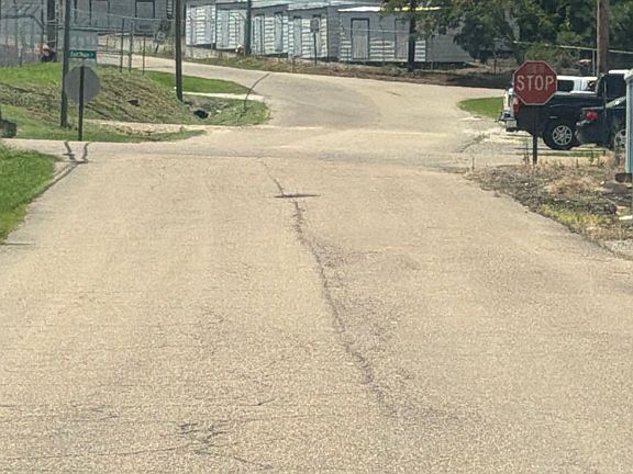 5th image of 436 Cemetery Rd