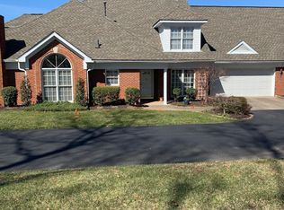 10402 Monticello Forest Cir, Jeffersontown, KY 40299