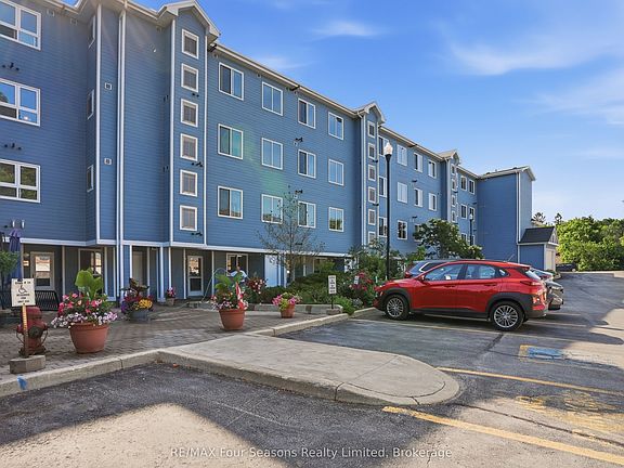 3rd image of 34 Bayfield St #301