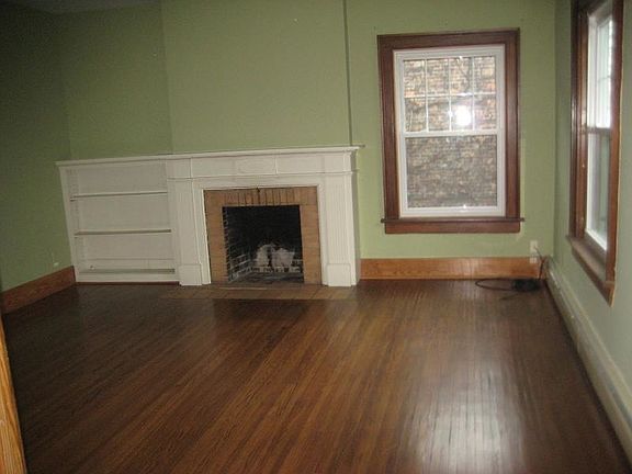 4th image of 1392 Amherst St APT 3
