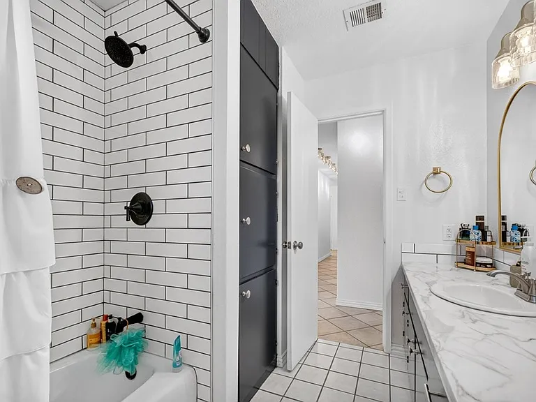 2409 Emerson Ct — Photo 41