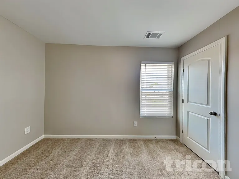 542 Springtime Ln — Photo 15