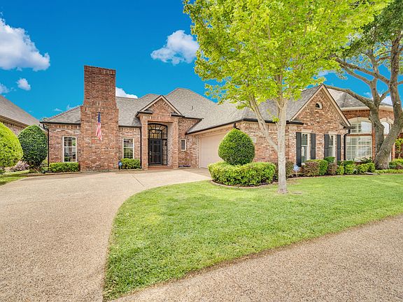 2nd image of 759 Village Green Dr