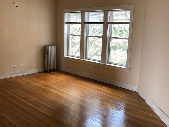 3rd image of 5137 N Wolcott Ave #3