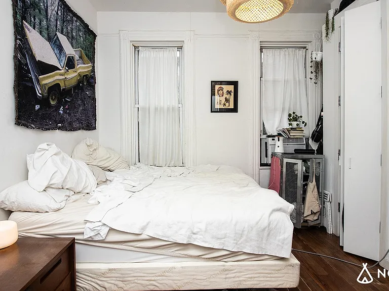 255 Himrod St #3L — Photo 10