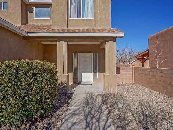 3rd image of 5815 Nightingale Ct NW