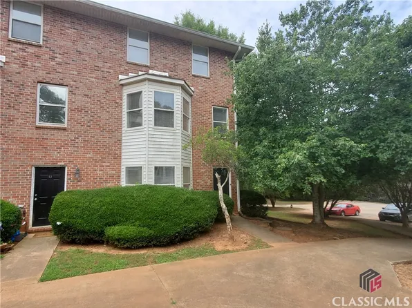 1850 Cedar Shoals #B3, Athens, GA 30605