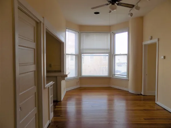 100 1/2 North Main St, 100 1/2 N Main St Ste 01, Fairfield, IA 52556