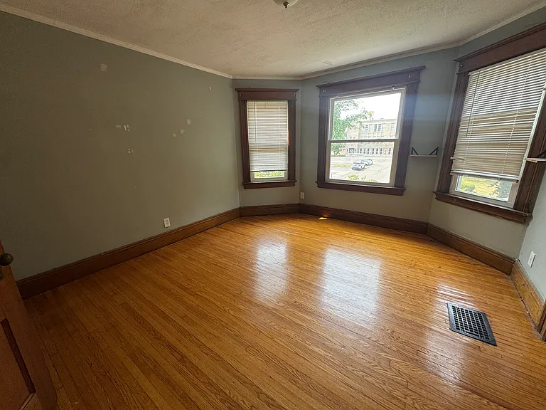 274 Rutgers St #UP — Photo 11