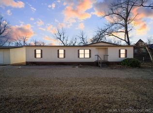 1040 N Stockman Rd, Skiatook, OK 74070