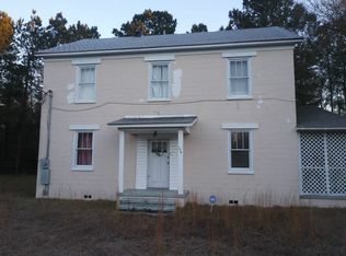 174 Ravenell Dr, Saint Stephen, SC 29479