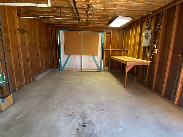 338 Henrietta Ave — Photo 8