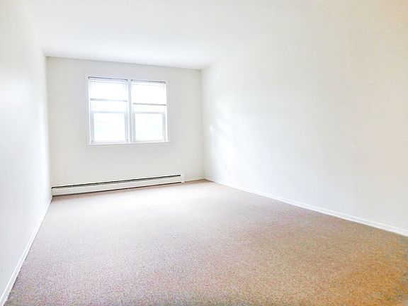 5th image of 248-09 40th Ave #1R