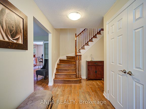 2nd image of 54 Meyer Cir
