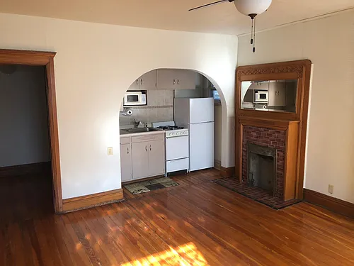 1826 D St #2 Photo 1