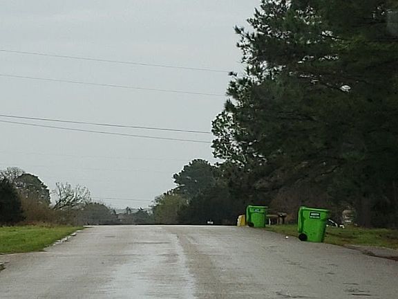 4th image of 163 Indian Oak Dr