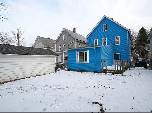 3rd image of 66 Woodside Ave
