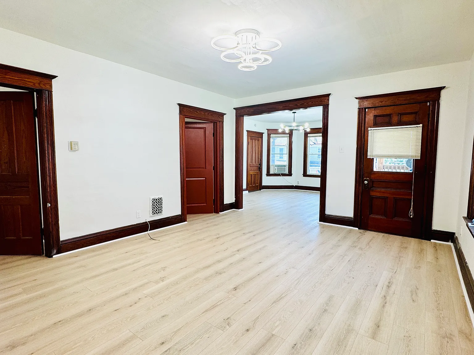 925 Brayton Park Pl — Photo 4