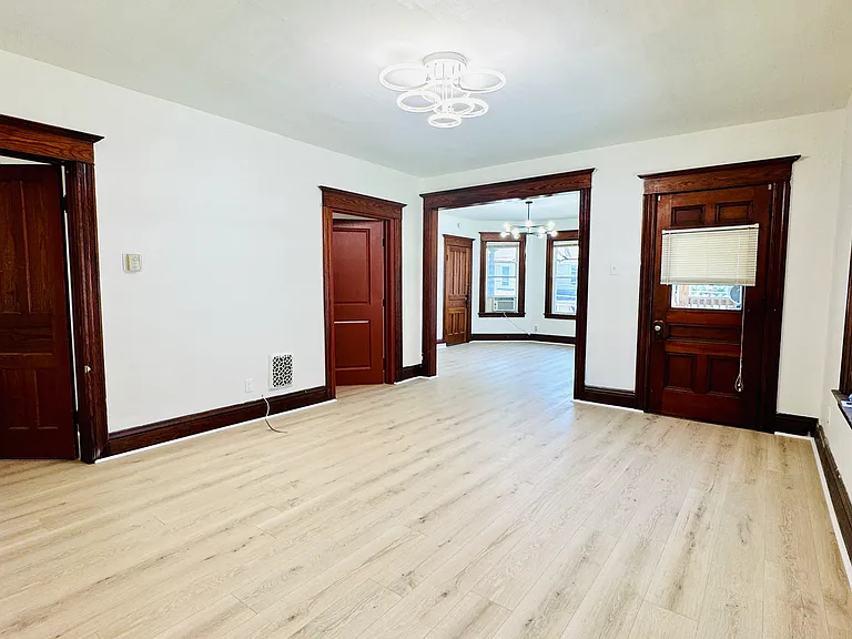925 Brayton Park Pl — Photo 4