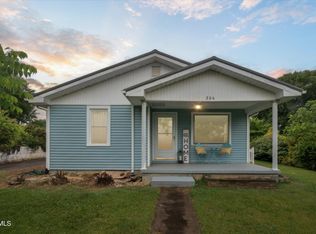 204 Maple Dr, Jonesborough, TN 37659