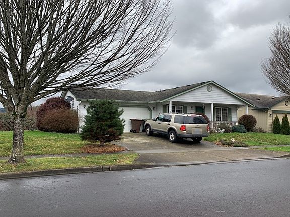 3rd image of 2111 Branch Creek Dr