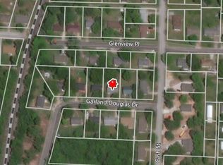 306 E Garland Douglas Dr, Neosho, MO 64850