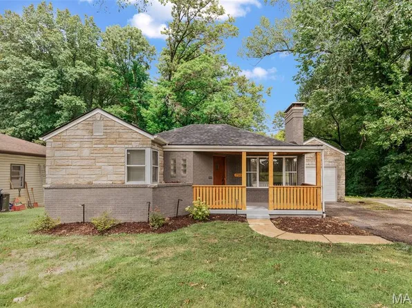 733 S Belt E, Belleville, IL 62220