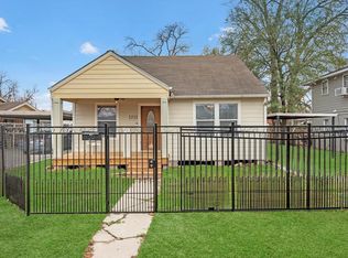 1211 Bigelow St, Houston, TX 77009